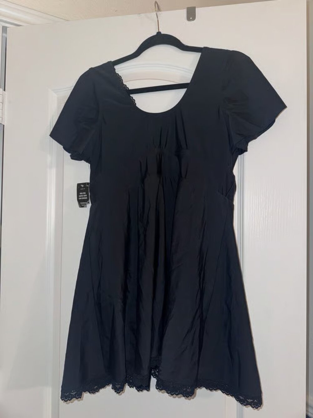 NWT Torrid Deep Black Flutter Sleeve Wireless Swim Dress